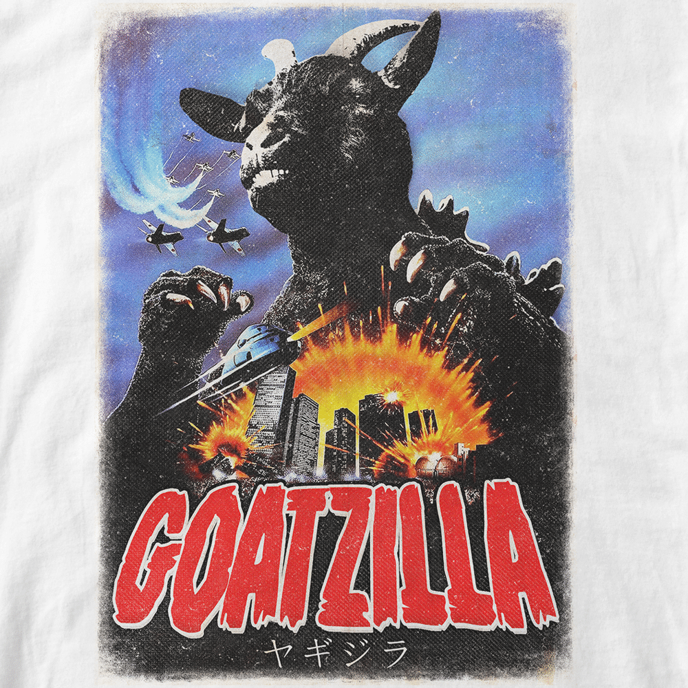 Goatzilla. Parodie de Godzilla, chèvre géante attaquant Bordeaux. Style vintage. Réalisé par Vilain le singe